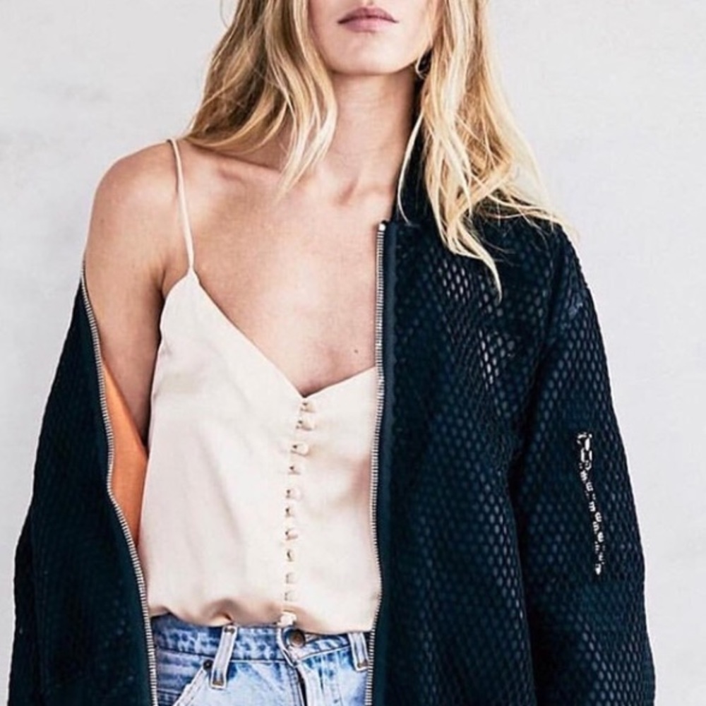 Button Front Cami - Picture 3 of 8